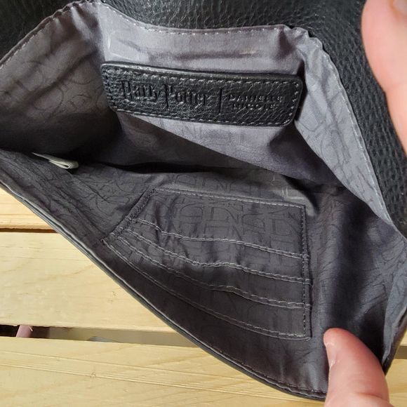 Danielle Nicole / Harry Potter Clutch w/ Chain Strap - Picture 6 of 8